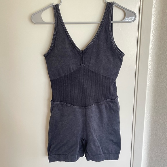 Target athletic romper - Picture 1 of 4